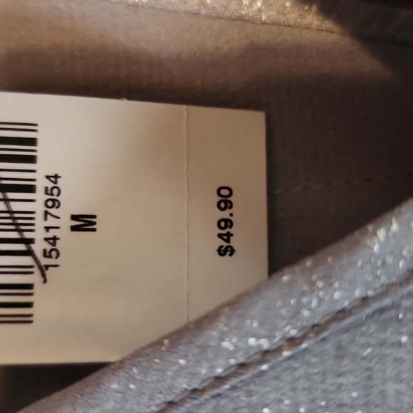 NEW Express Silver Metallic Sleeveless Blouse Size M (NWT) - Picture 3 of 10